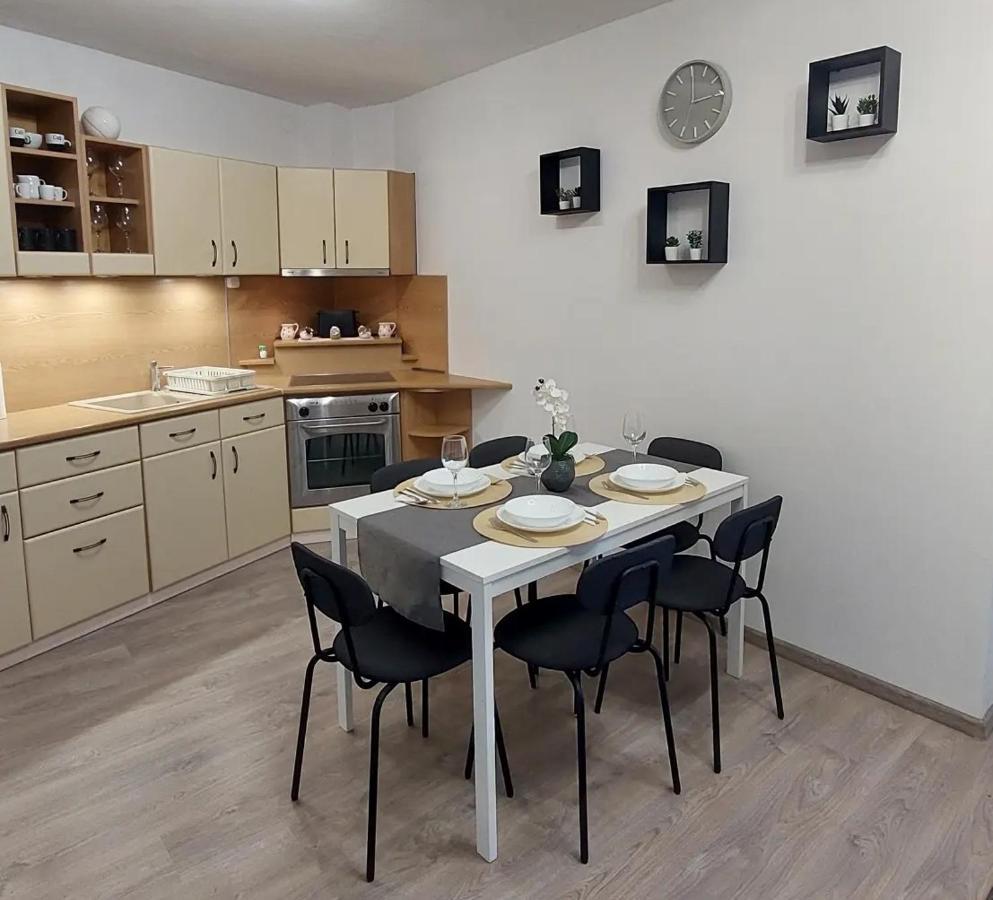 Sunshine Resort Apartment Hajdúszoboszló Eksteriør billede